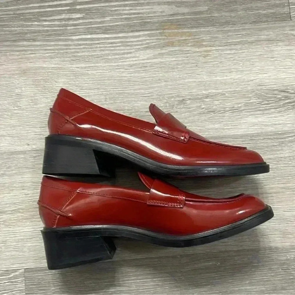SARTO by Franco Sarto red shoes. Size 9 - Picture 8 of 9